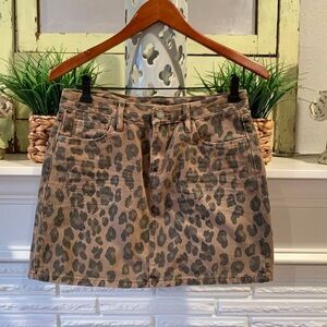 Blank NYC Brown & Black Leopard Print Mini Denim Skirt Size 27 Used